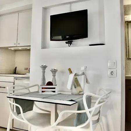 Aeolos Art & Eco Adults Only Imerovigli (Santorini)