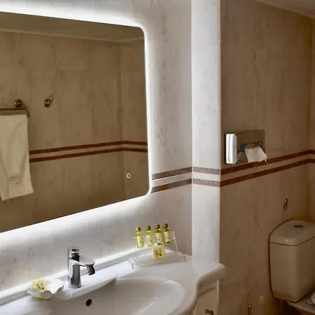 Aeolos Art & Eco Adults Only Imerovigli (Santorini)